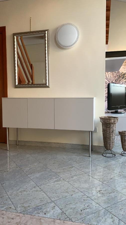 Il Vicoletto Holiday House Volta Mantovana Luaran gambar