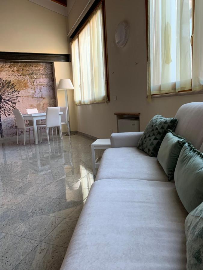 Il Vicoletto Holiday House Volta Mantovana Luaran gambar