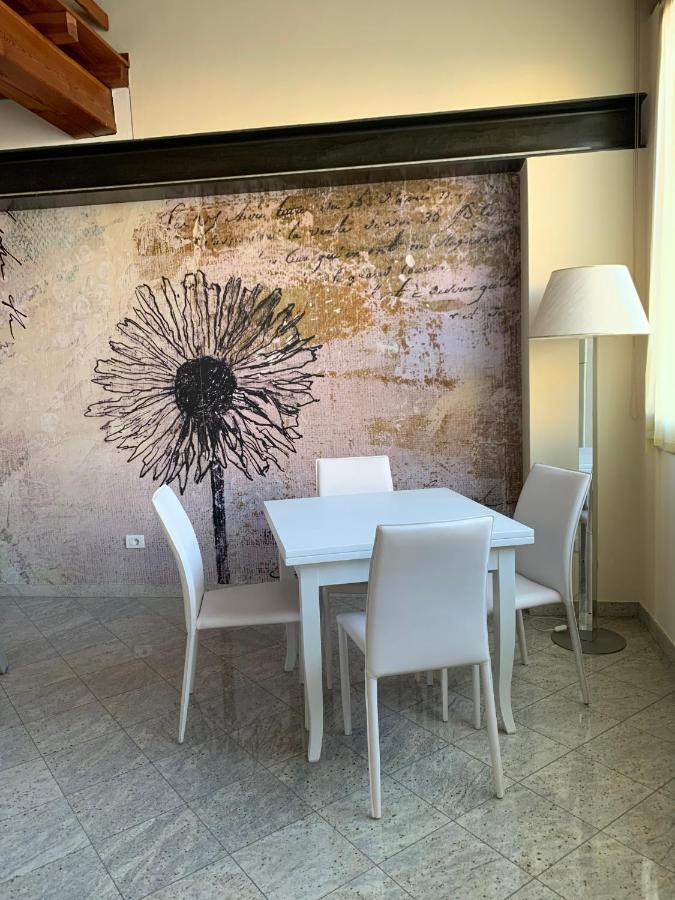 Il Vicoletto Holiday House Volta Mantovana Luaran gambar